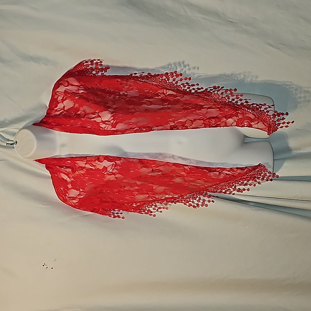 Red Lace Triangular Scarf